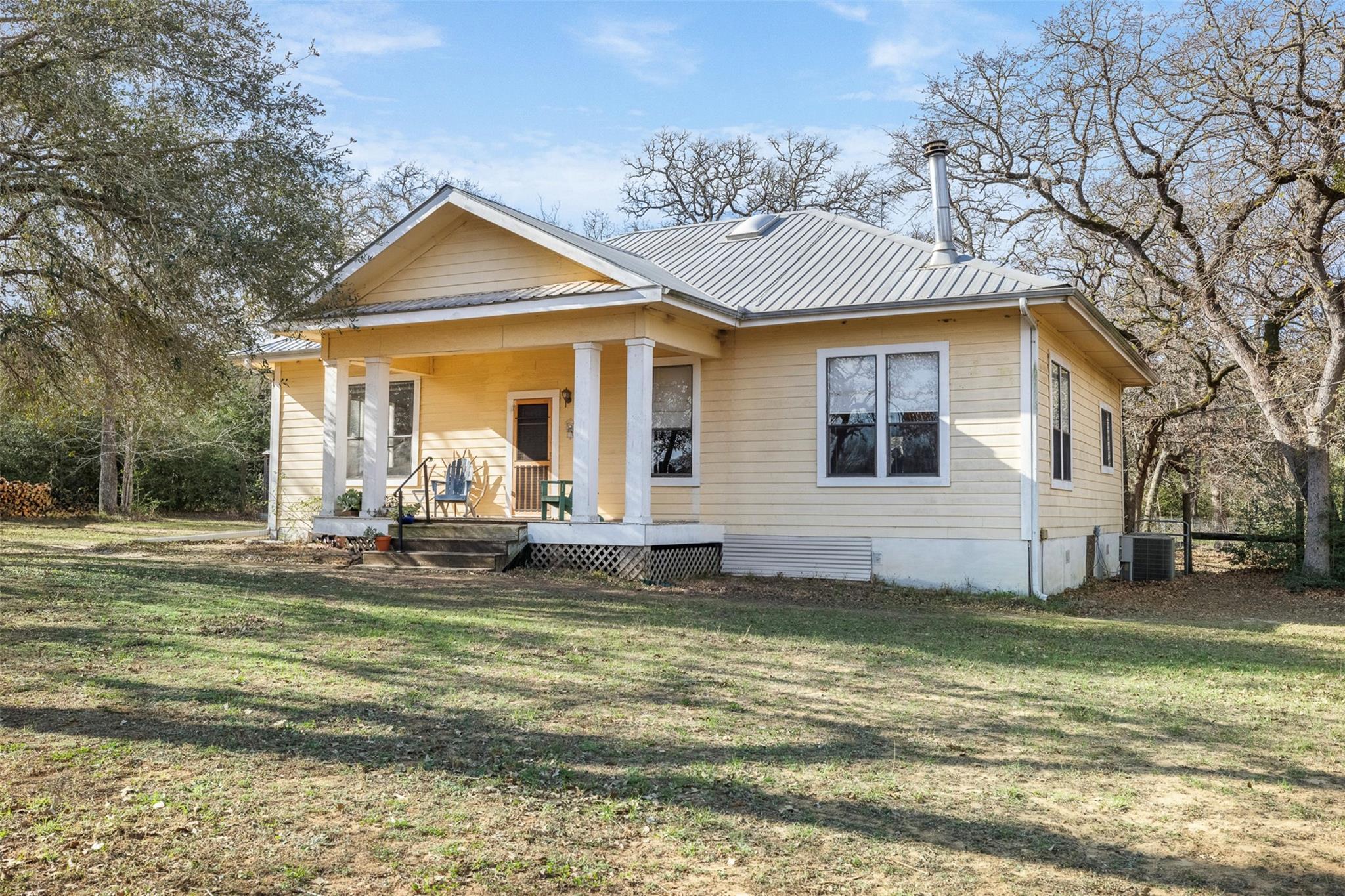 1139 Private Road 7009 Rd, Lexington, TX 78947