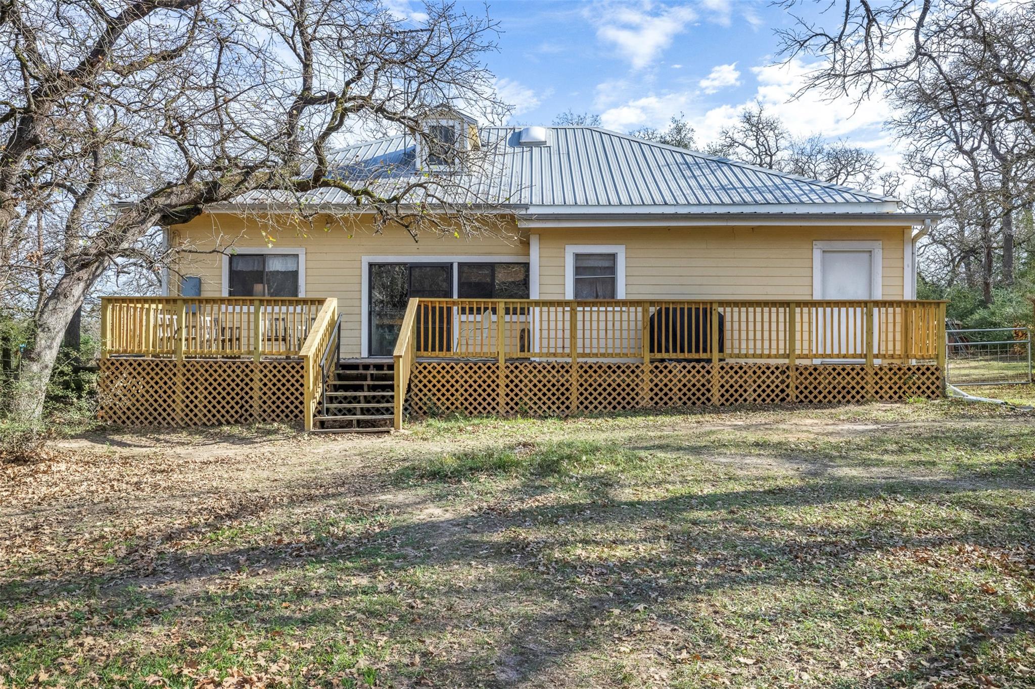 1139 Private Road 7009 Rd, Lexington, TX 78947