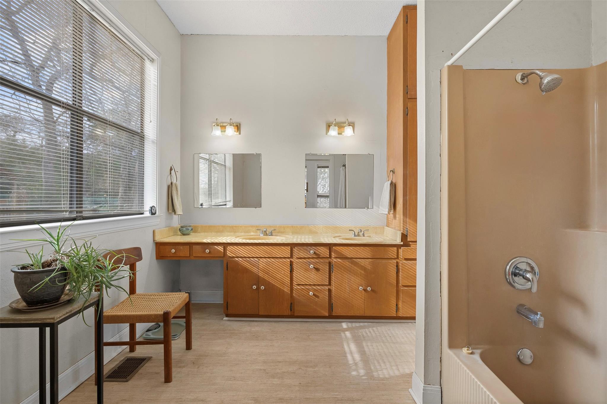 1139 Private Road 7009 Rd, Lexington, TX 78947