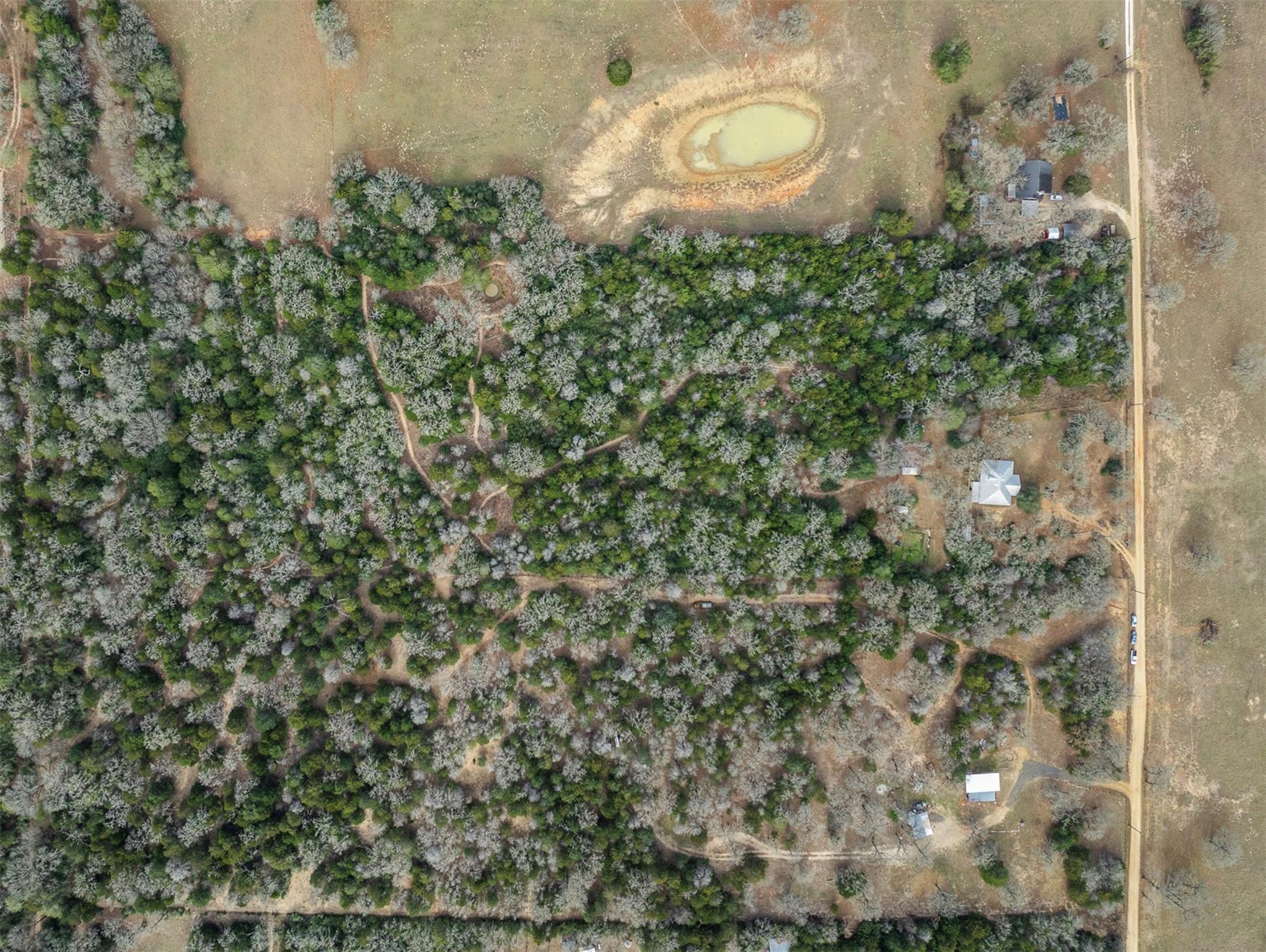 1139 Private Road 7009 Rd, Lexington, TX 78947