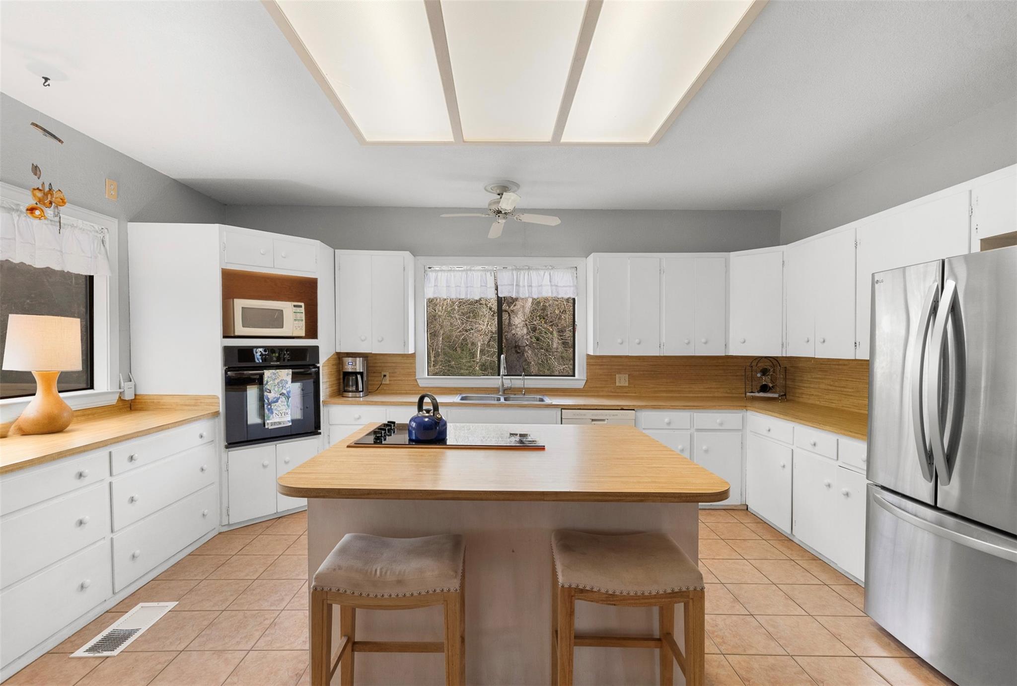 1139 Private Road 7009 Rd, Lexington, TX 78947