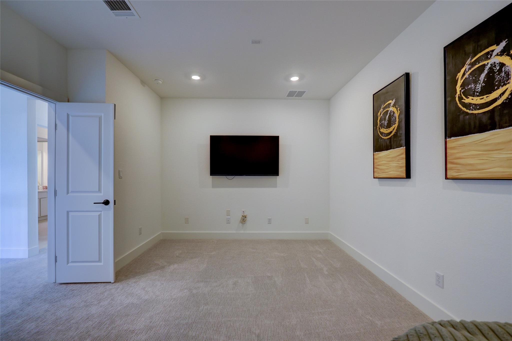 579 Jackson River Loop, Kyle, TX 78640