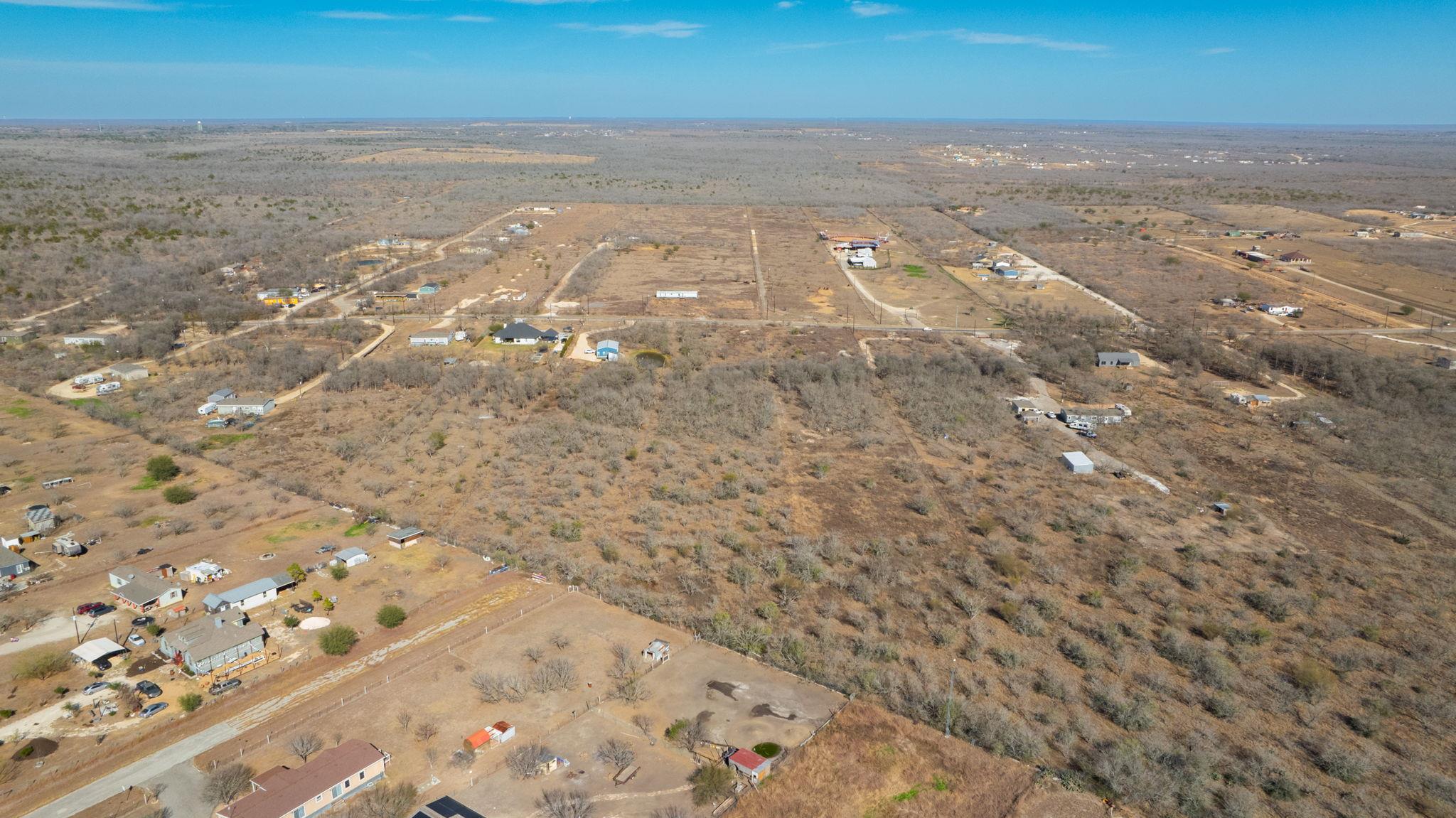 3991 Barth Rd, Lockhart, TX 78644