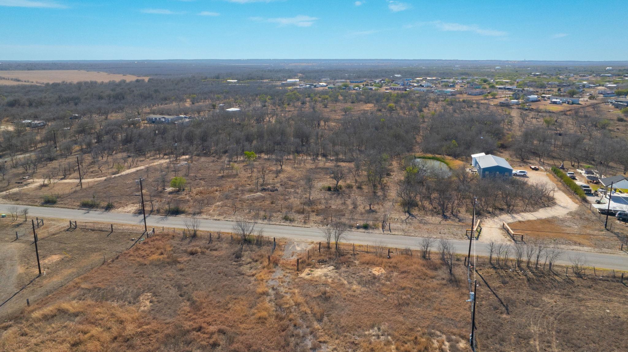 3991 Barth Rd, Lockhart, TX 78644