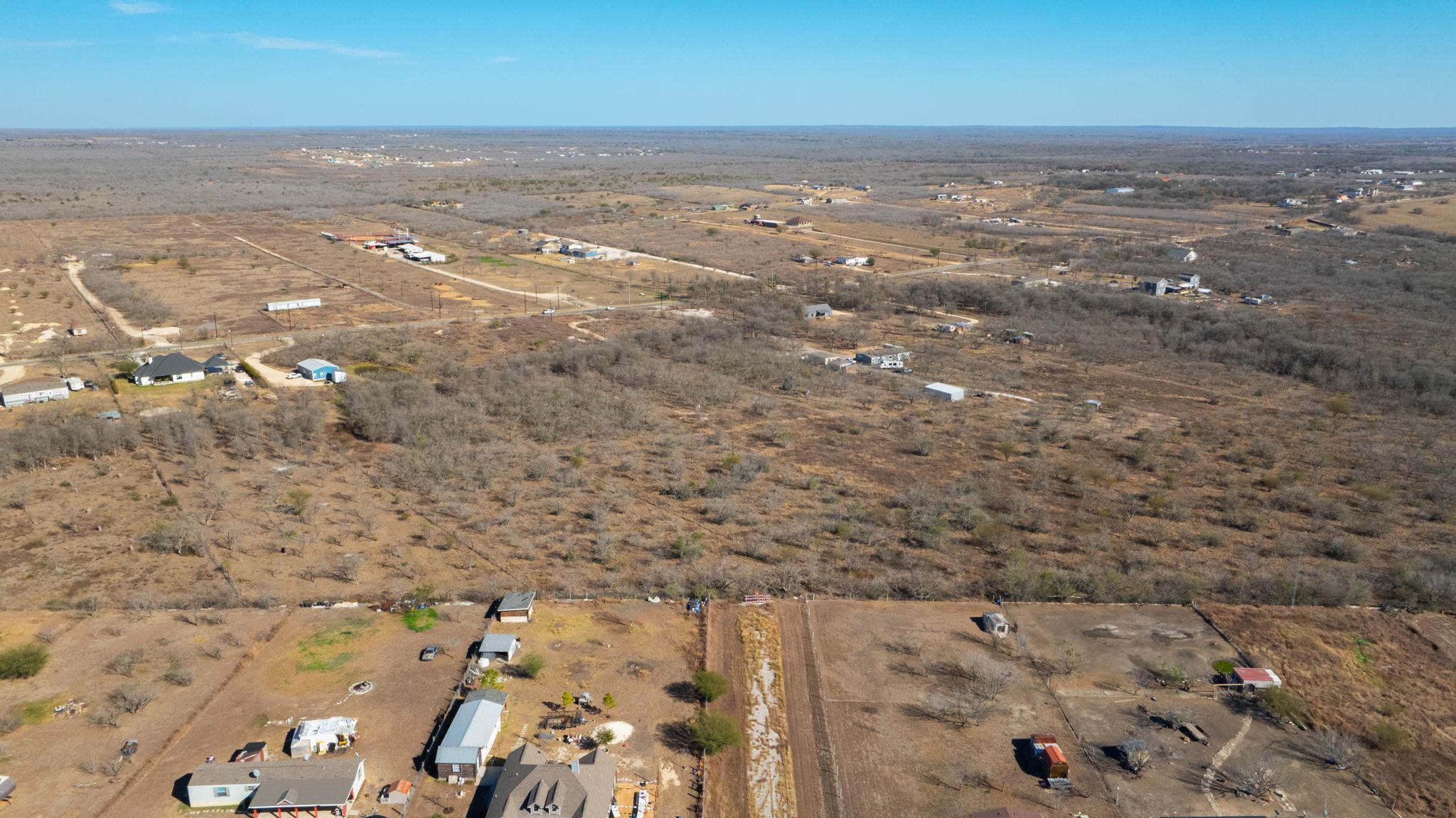 3991 Barth Rd, Lockhart, TX 78644