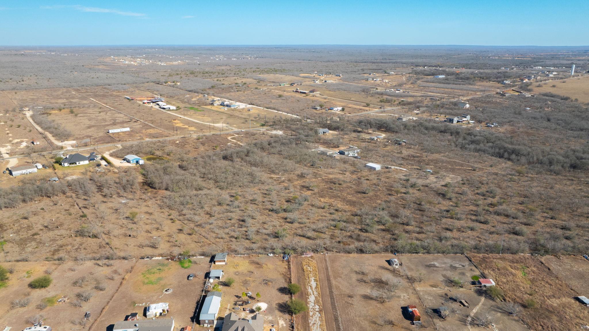 3991 Barth Rd, Lockhart, TX 78644