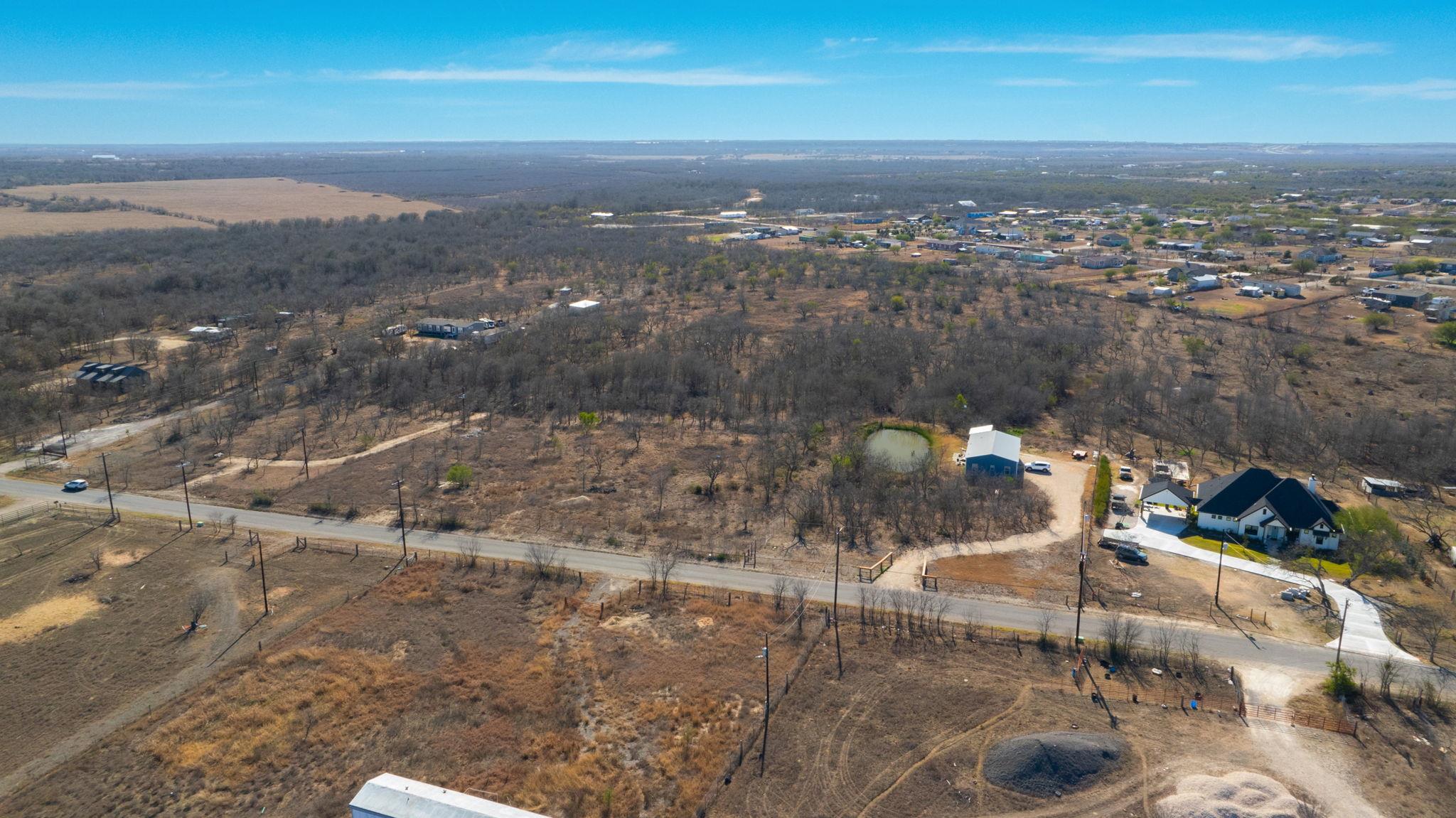 3991 Barth Rd, Lockhart, TX 78644