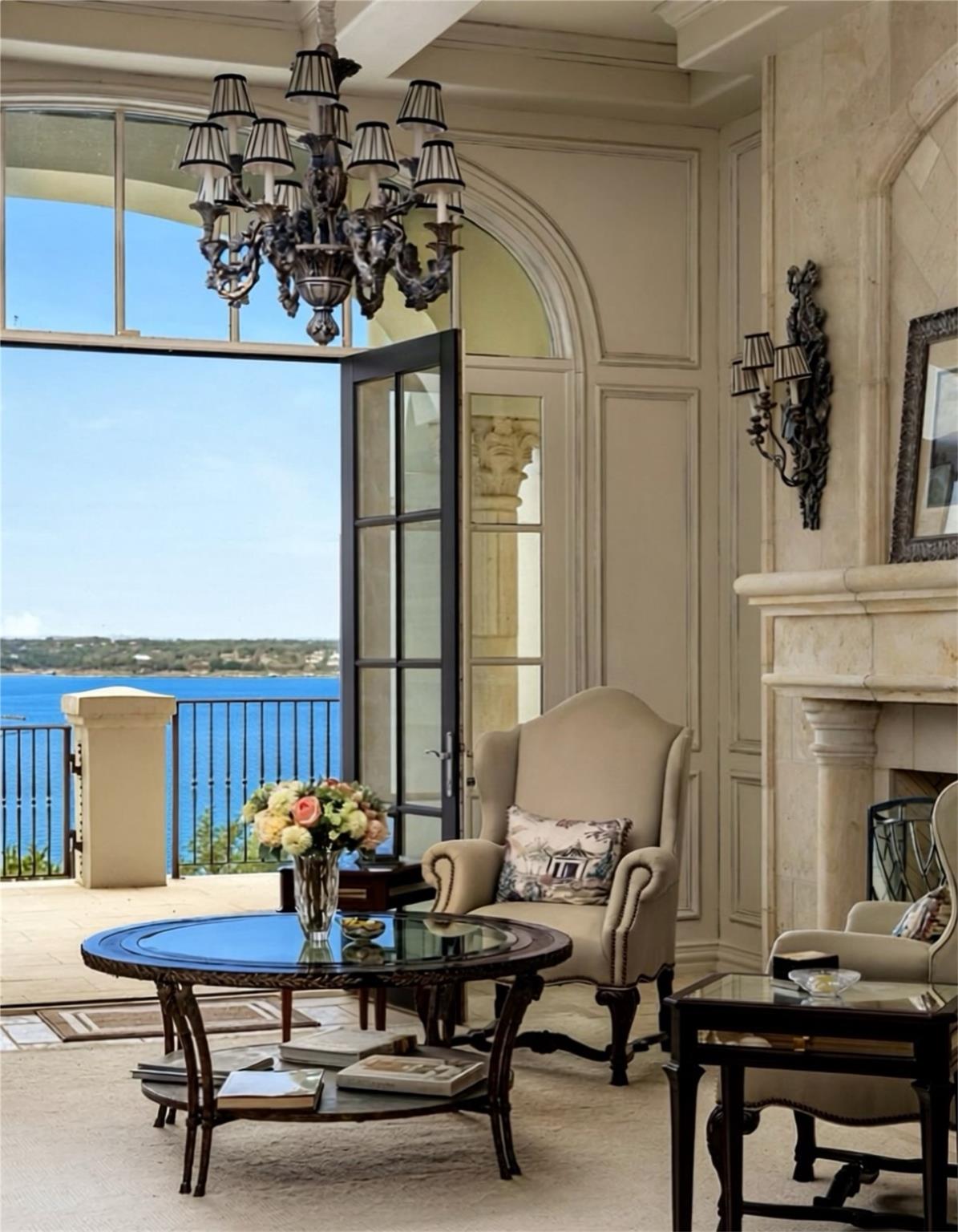 17607 Breakwater Dr, Jonestown, TX 78645