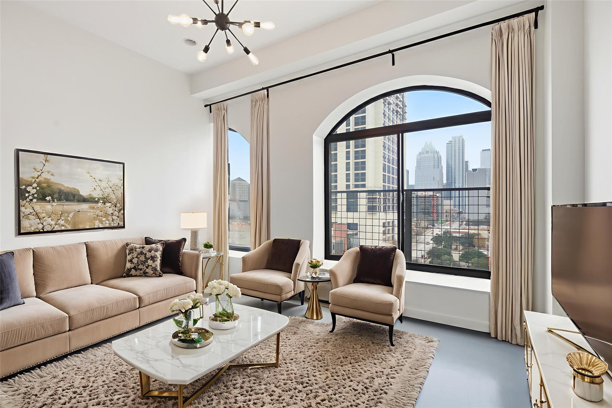 507 Sabine St # 703, Austin, TX 78701