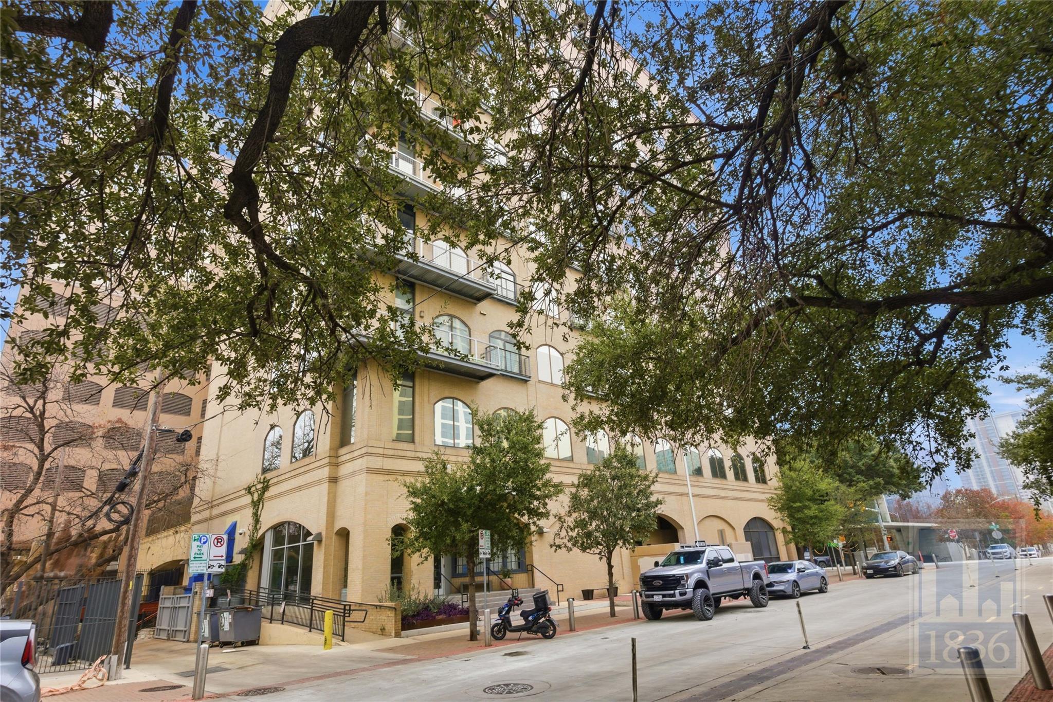 507 Sabine St # 703, Austin, TX 78701