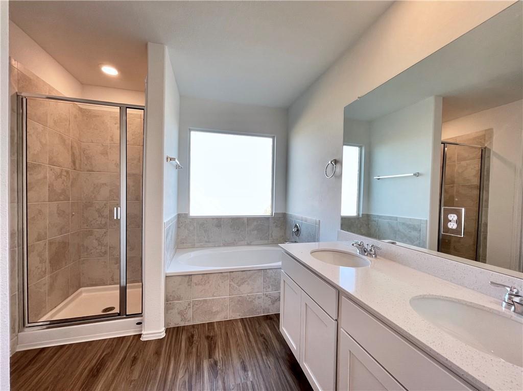 126 Canley Loop, Hutto, TX 78634