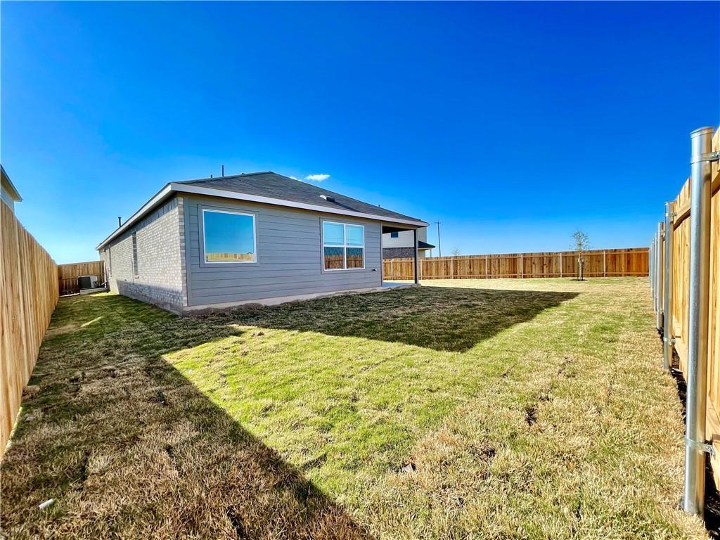 126 Canley Loop, Hutto, TX 78634