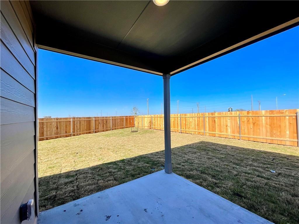 126 Canley Loop, Hutto, TX 78634