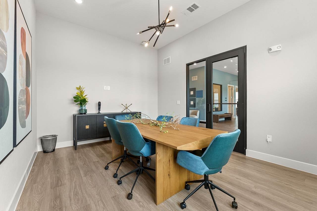 4835 E Yager Ln # 10302, Manor, TX 78653