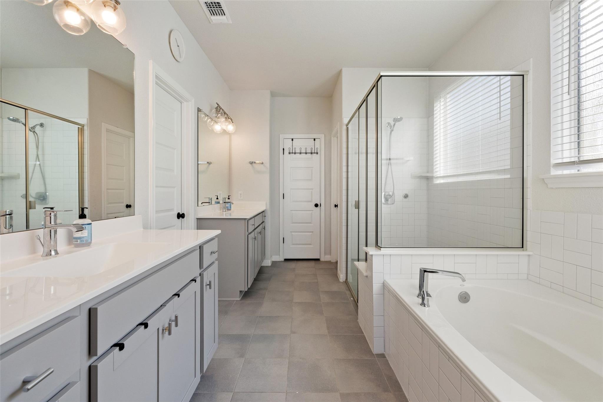 19328 Forman Dr, Pflugerville, TX 78660