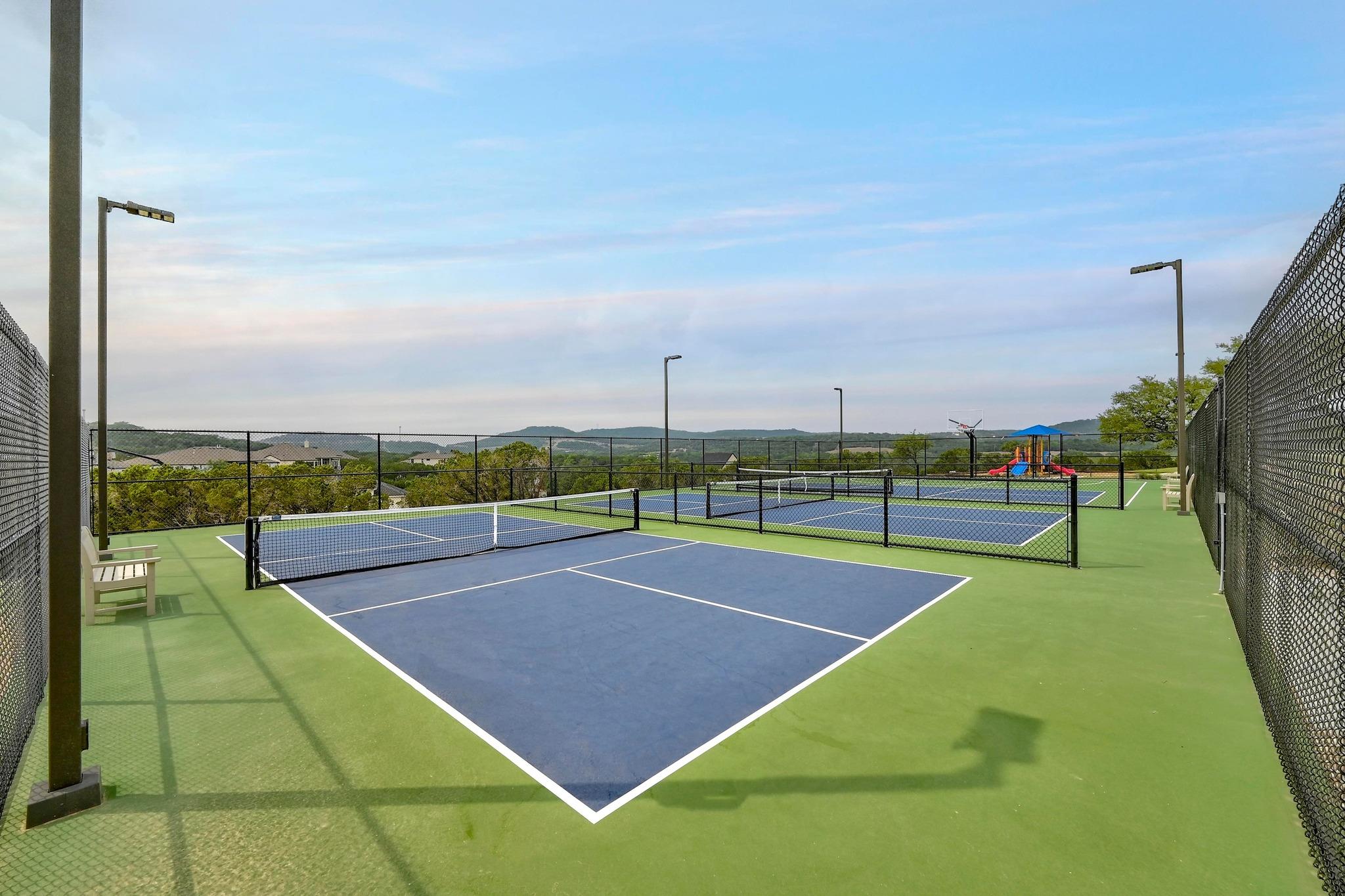 6909 Sunset Ridge, Jonestown, TX 78645