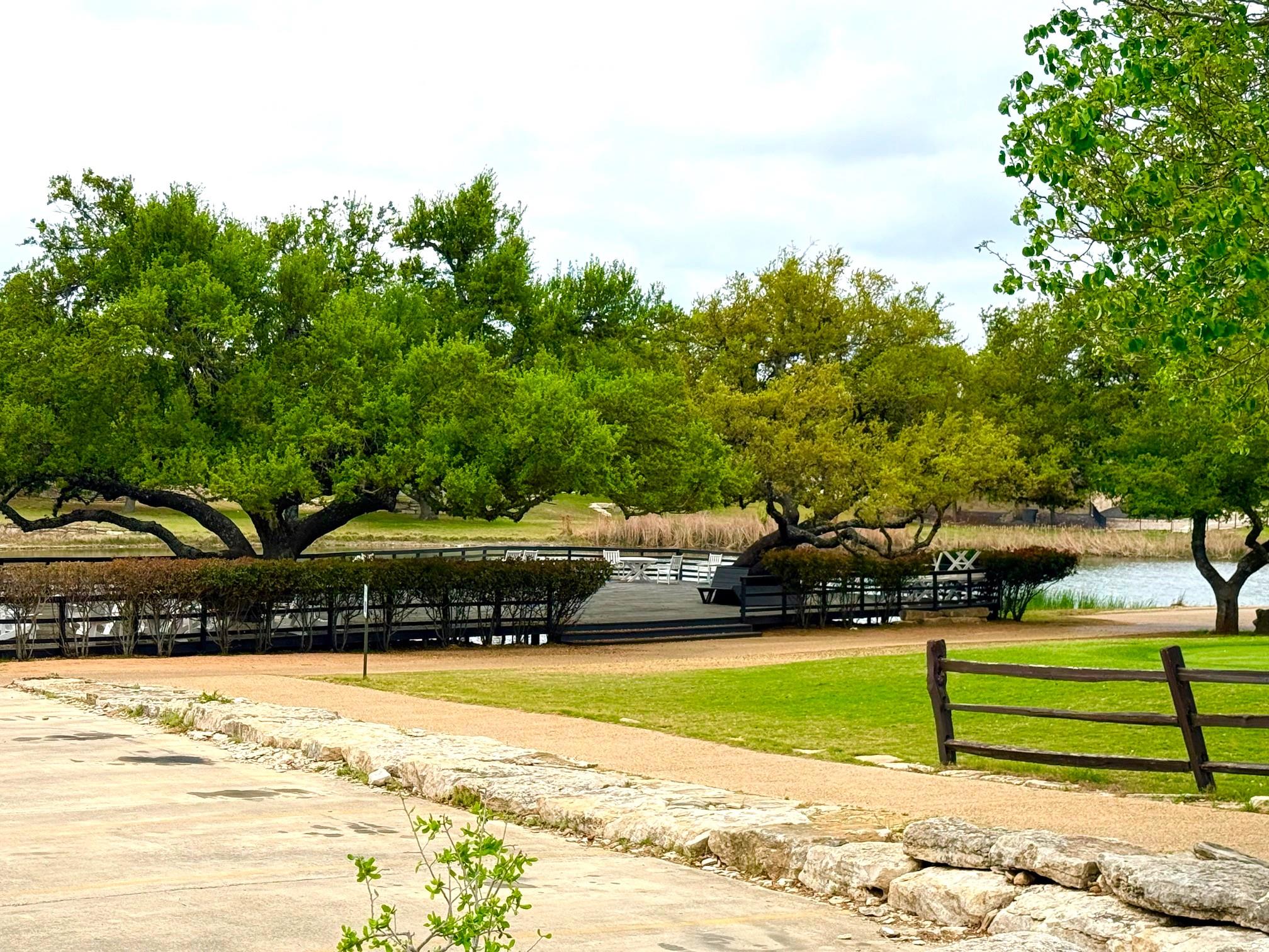 103 Ira Long, Blanco, TX 78606