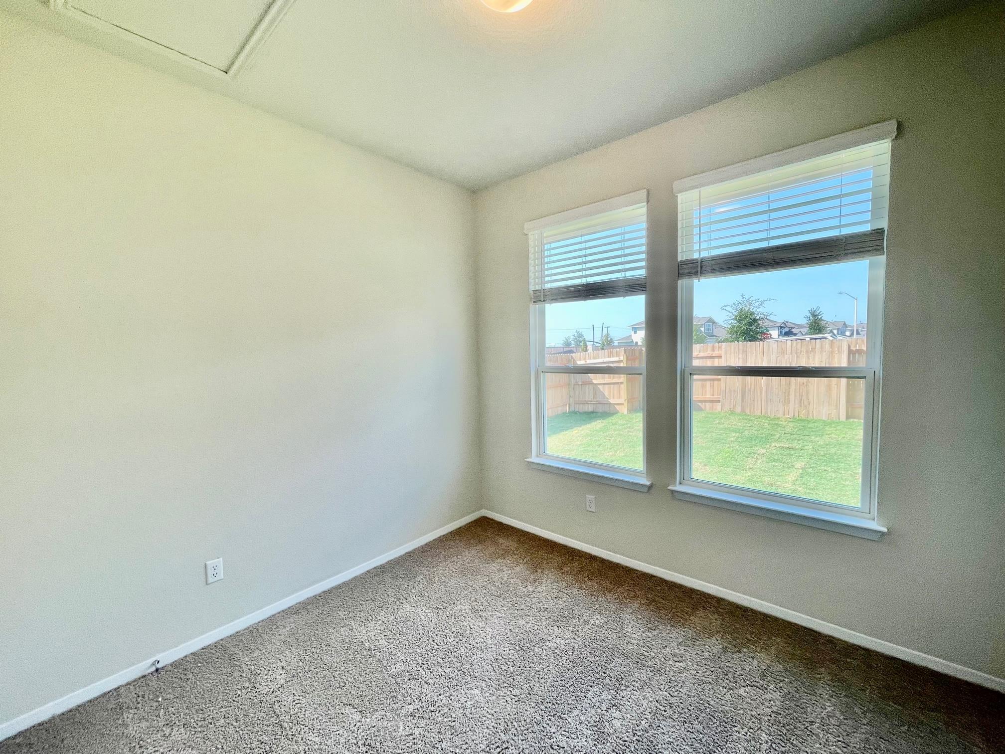 111 Living Reef Dr, San Marcos, TX 78666