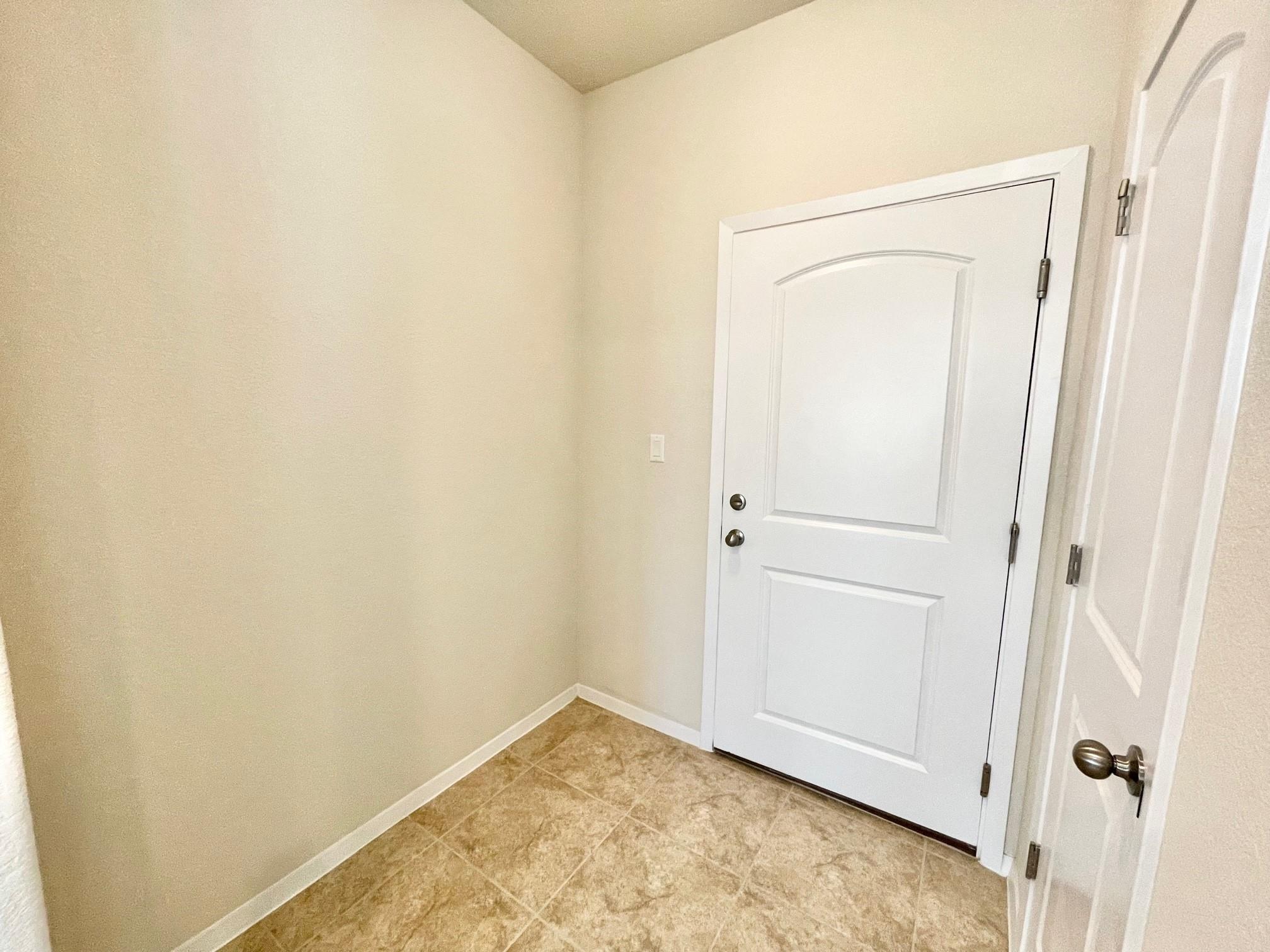 111 Living Reef Dr, San Marcos, TX 78666