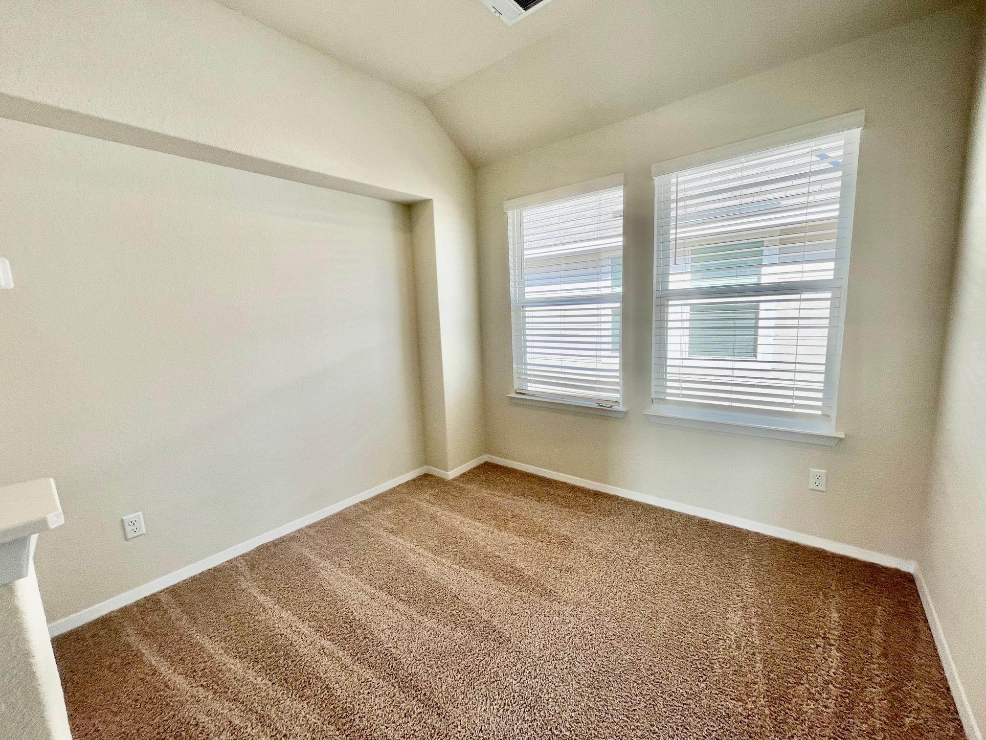 111 Living Reef Dr, San Marcos, TX 78666