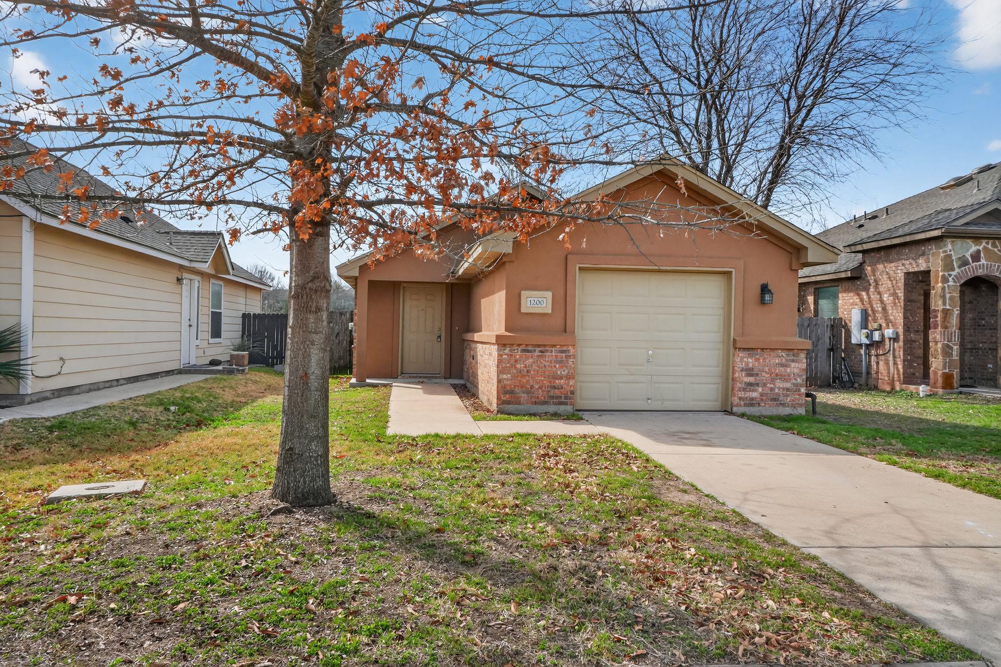 1200 Brendon Lee Ln, Georgetown, TX 78626