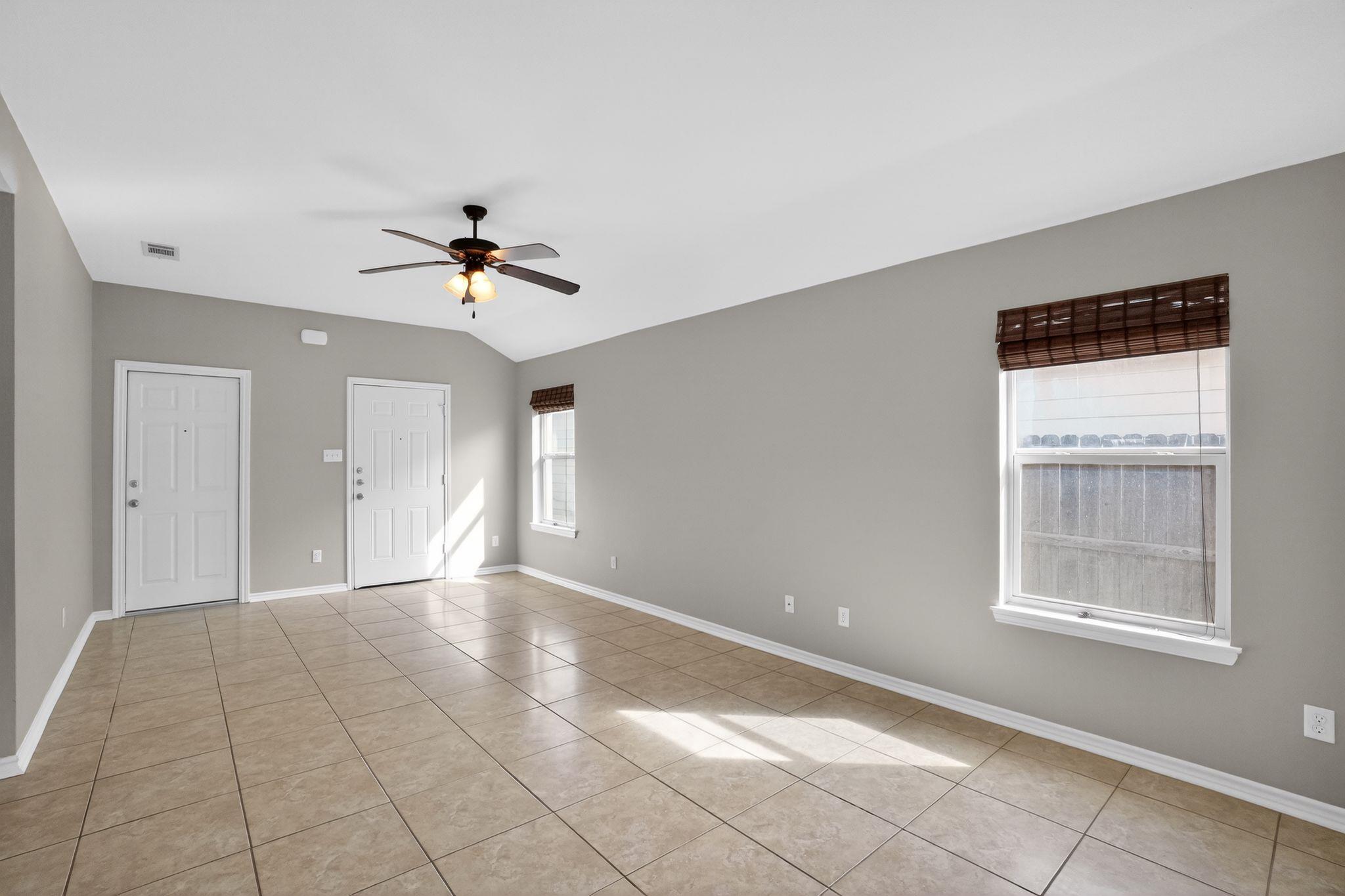 1200 Brendon Lee Ln, Georgetown, TX 78626