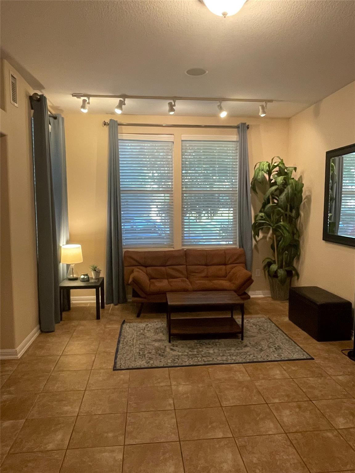 421 Shadowpoint, San Marcos, TX 78666