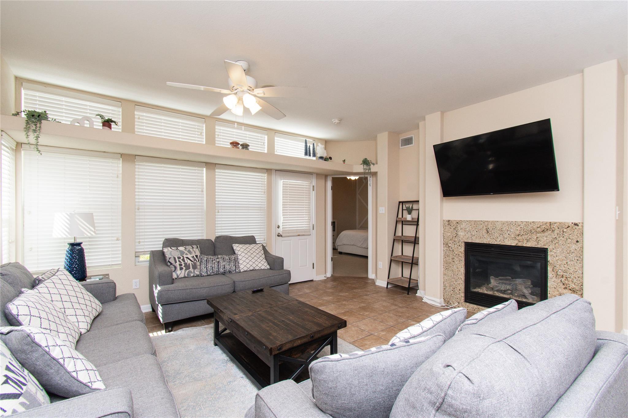 421 Shadowpoint, San Marcos, TX 78666