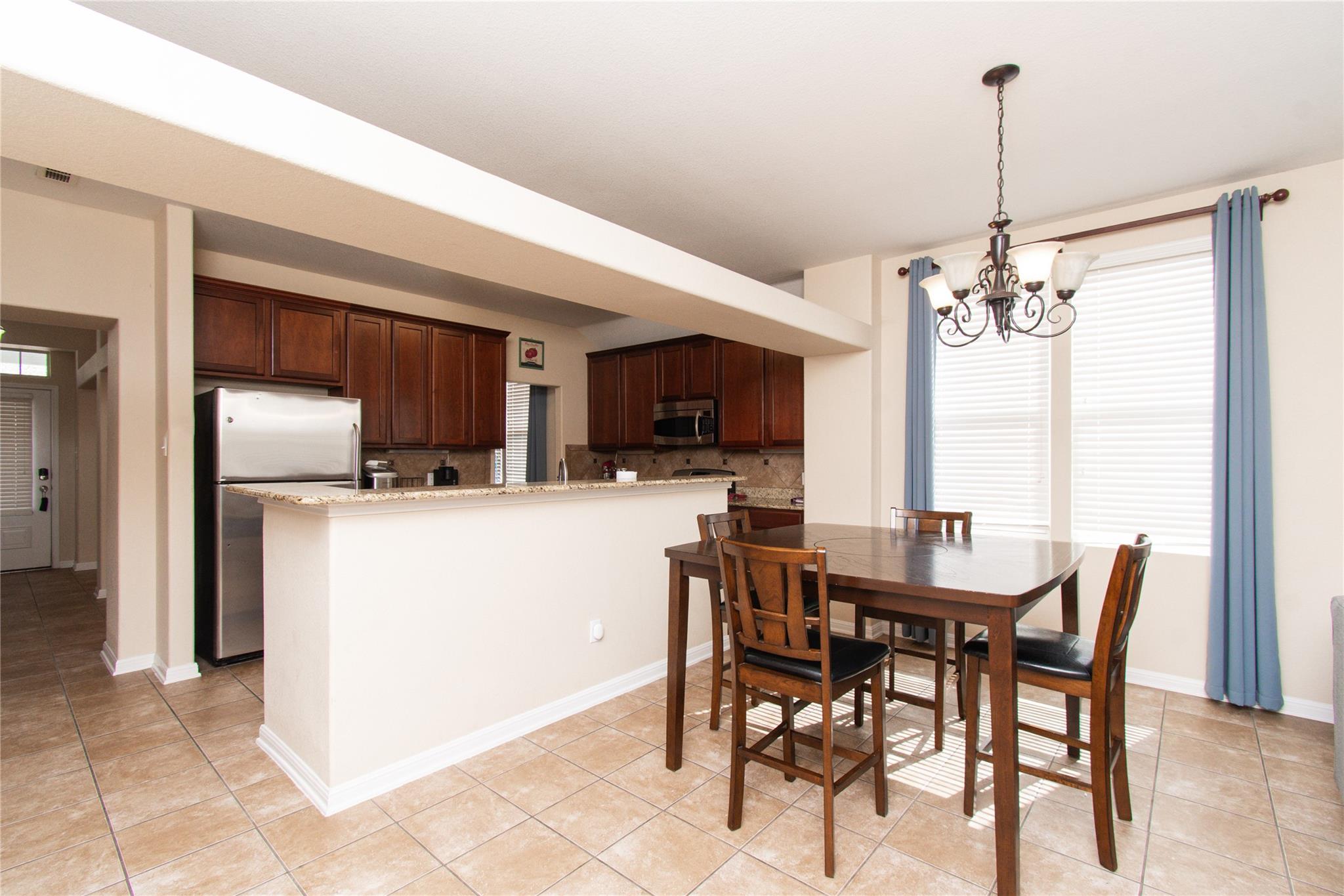 421 Shadowpoint, San Marcos, TX 78666