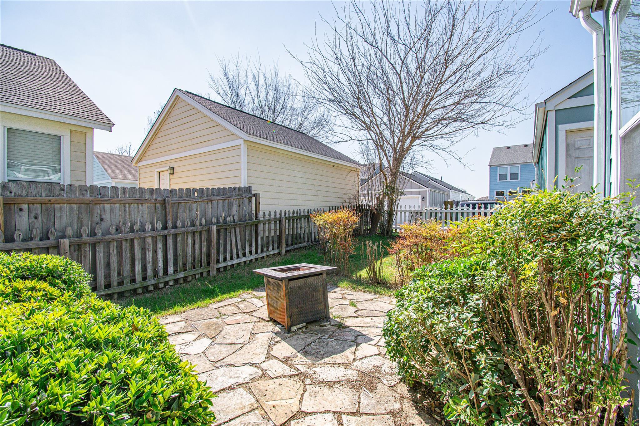 421 Shadowpoint, San Marcos, TX 78666