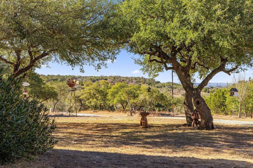 236 Ranch Circle Dr, Kendalia, TX 78027