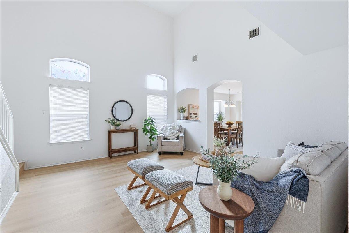 15316 Lady Elizabeth Ln, Pflugerville, TX 78660