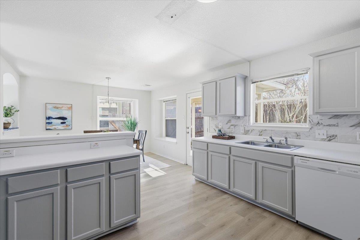 15316 Lady Elizabeth Ln, Pflugerville, TX 78660