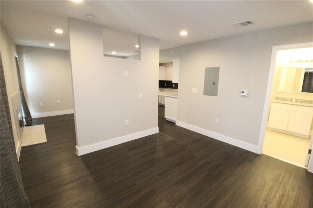 935 La Posada Dr # 126, Austin, TX 78752