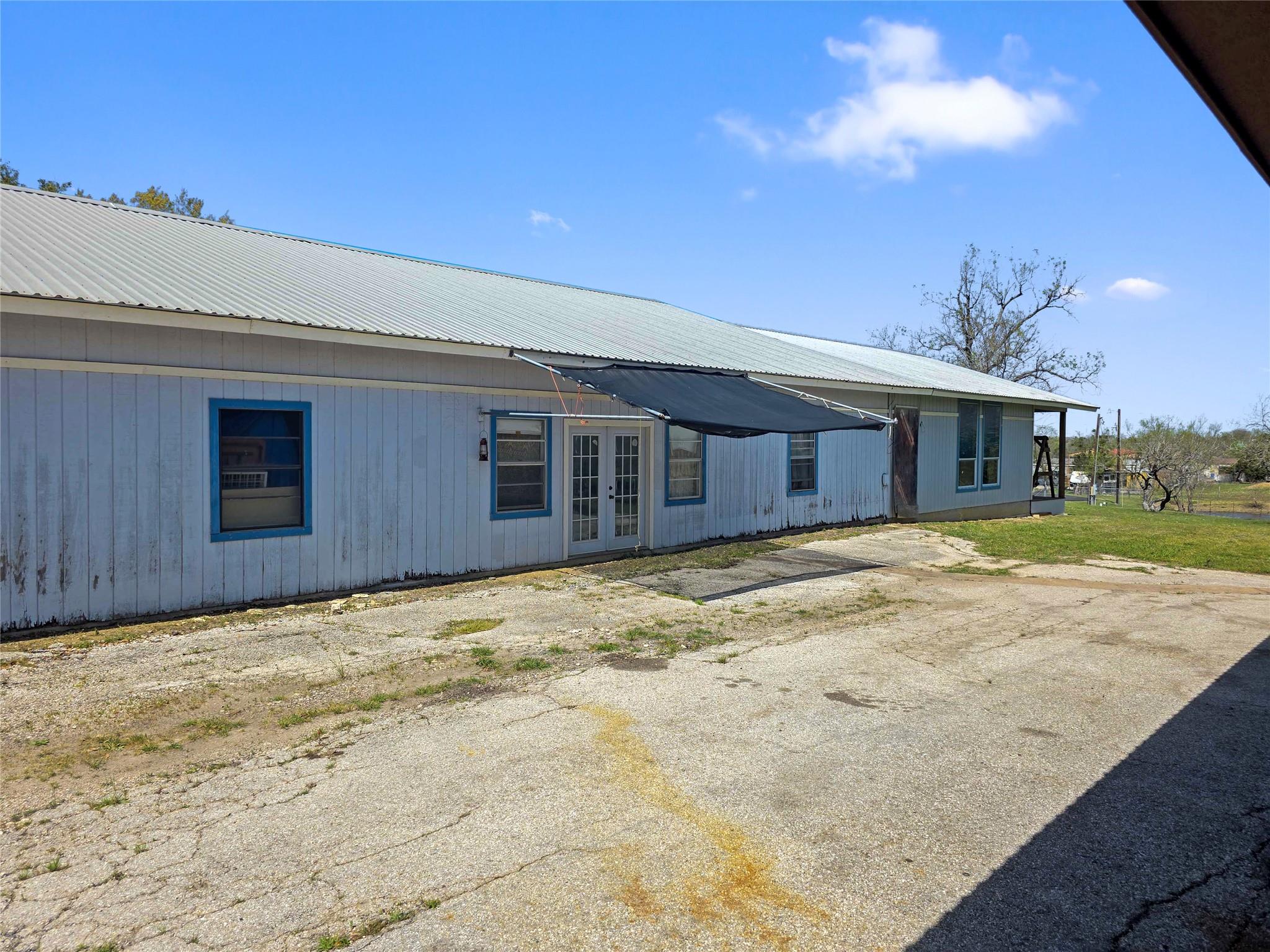 8819 Saddle Cir, Buda, TX 78610