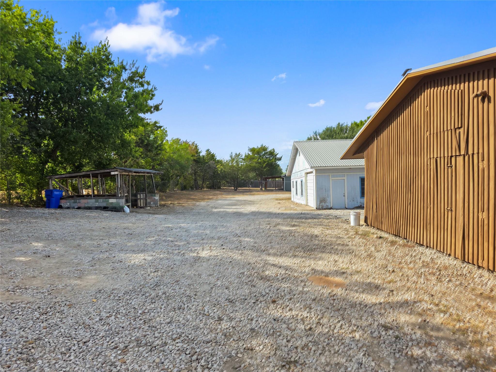 8819 Saddle Cir, Buda, TX 78610