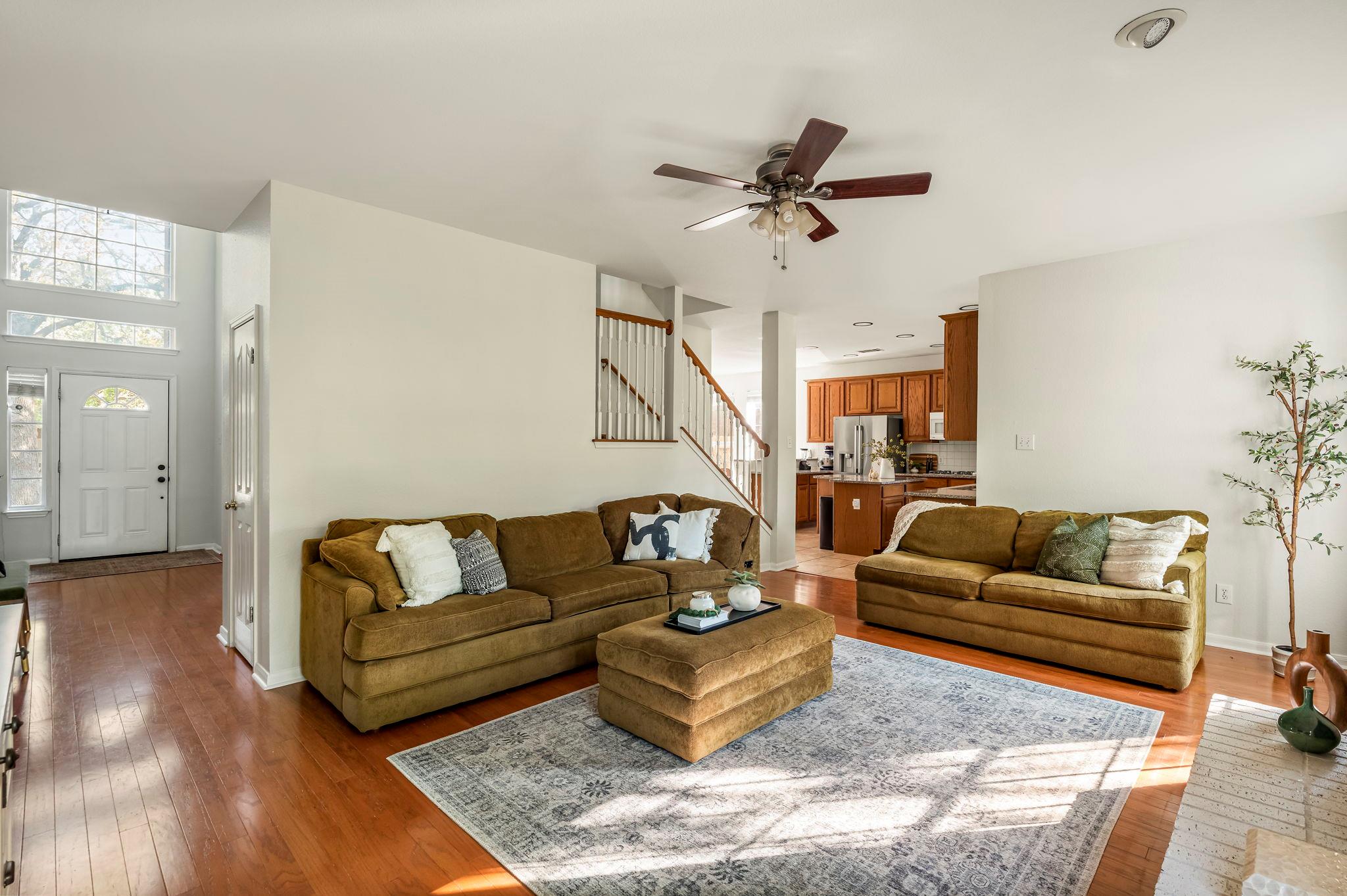 2030 Wood Glen Dr, Round Rock, TX 78681