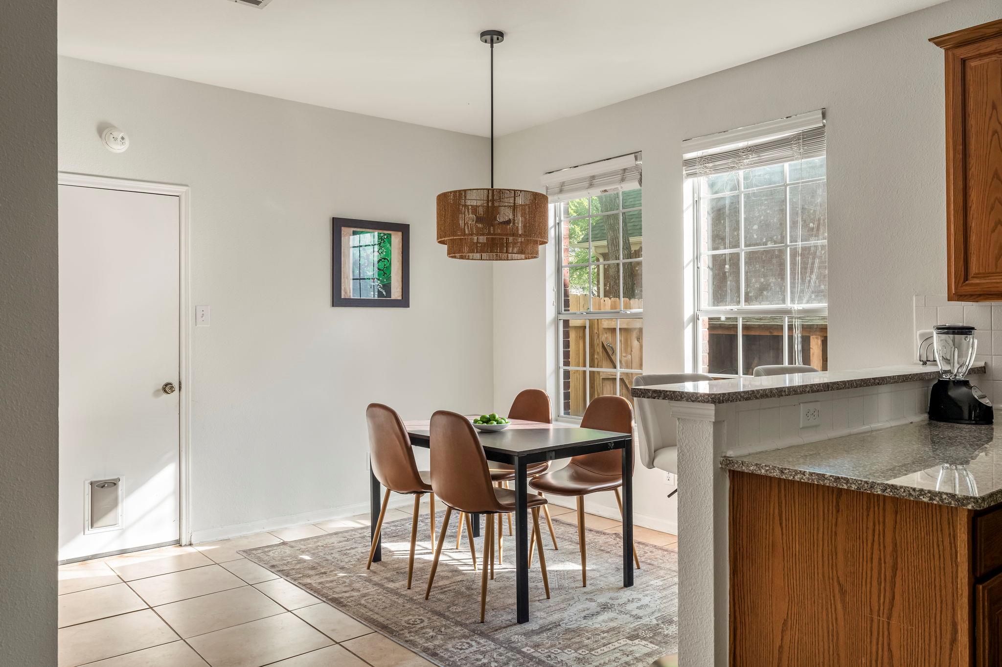 2030 Wood Glen Dr, Round Rock, TX 78681