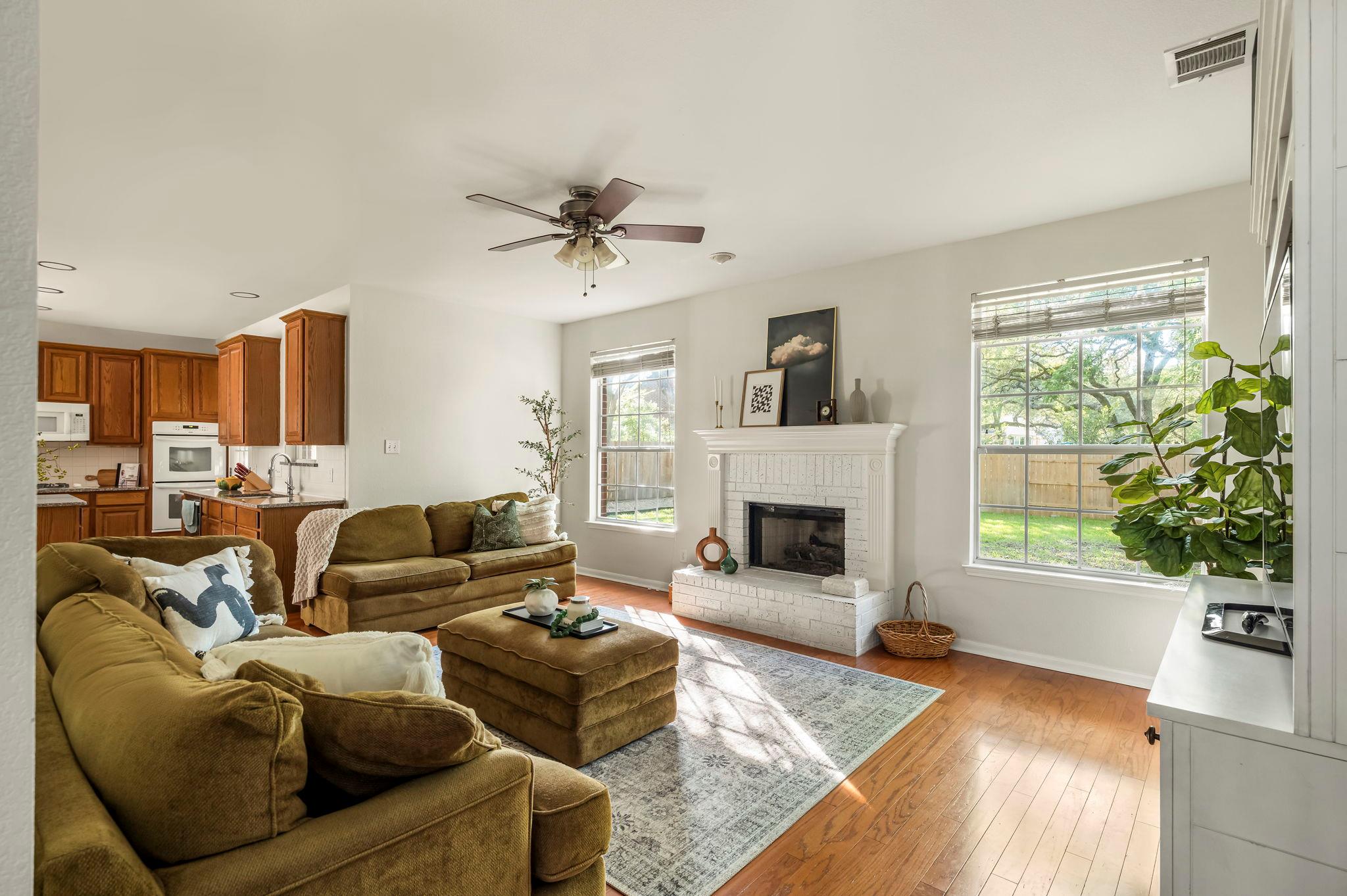 2030 Wood Glen Dr, Round Rock, TX 78681