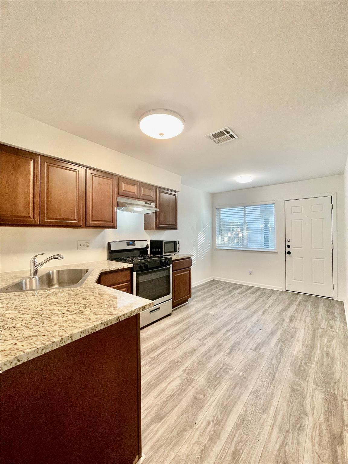 312 W William Cannon Dr # A, Austin, TX 78745