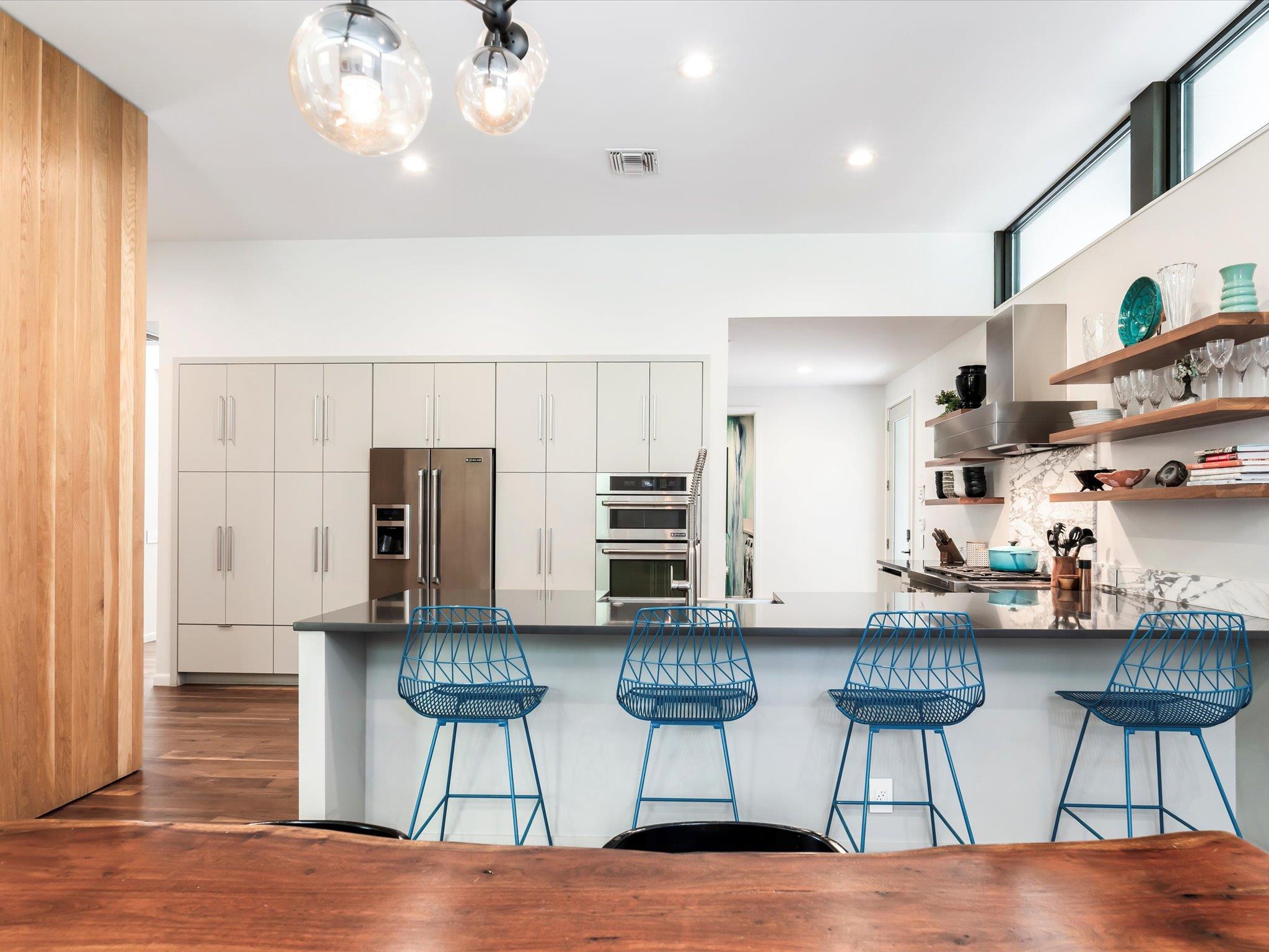 1703 Dexter St, Austin, TX 78704