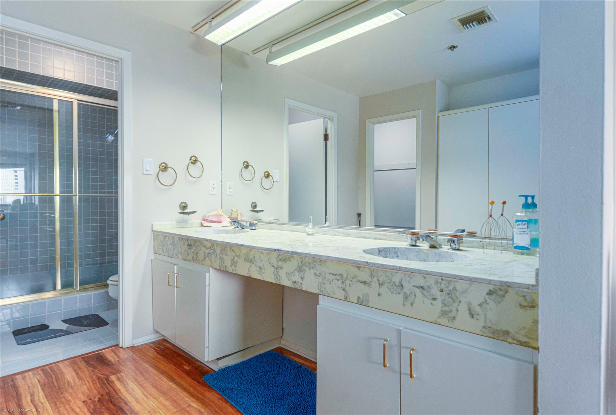 40 N Interstate 35 Highway # 6C1, Austin, TX 78701