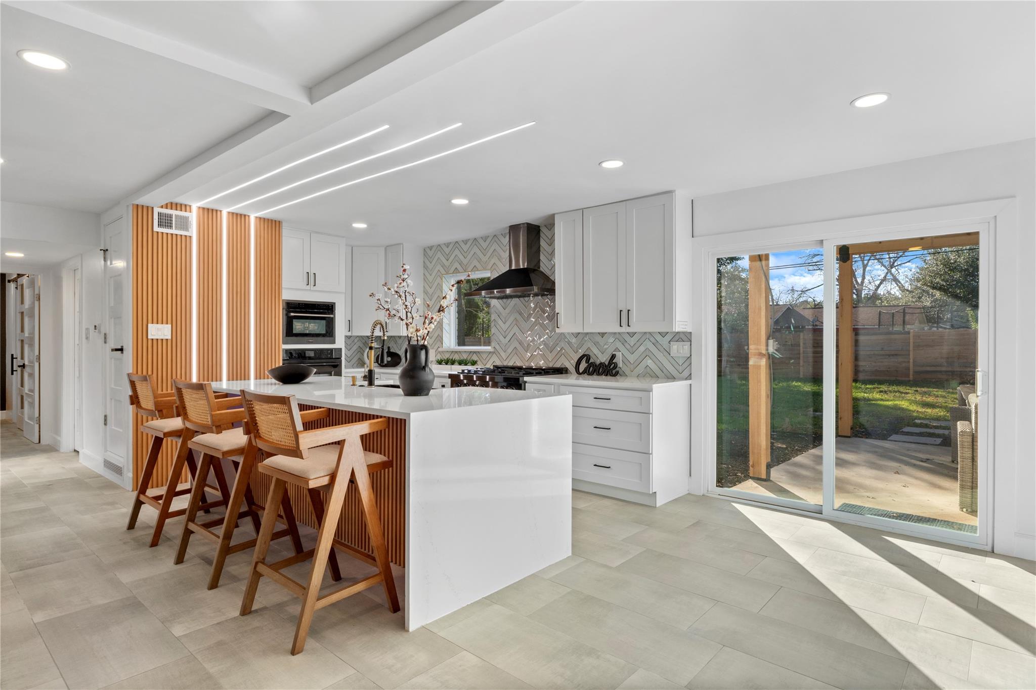 6604 Lexington Rd, Austin, TX 78757