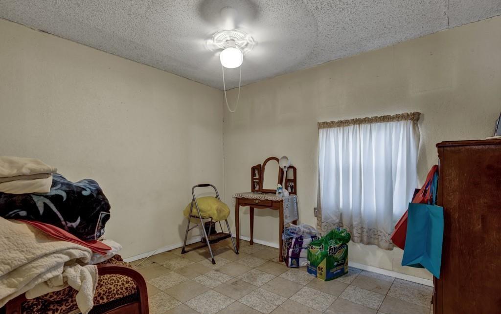 512 Valley St, San Marcos, TX 78666