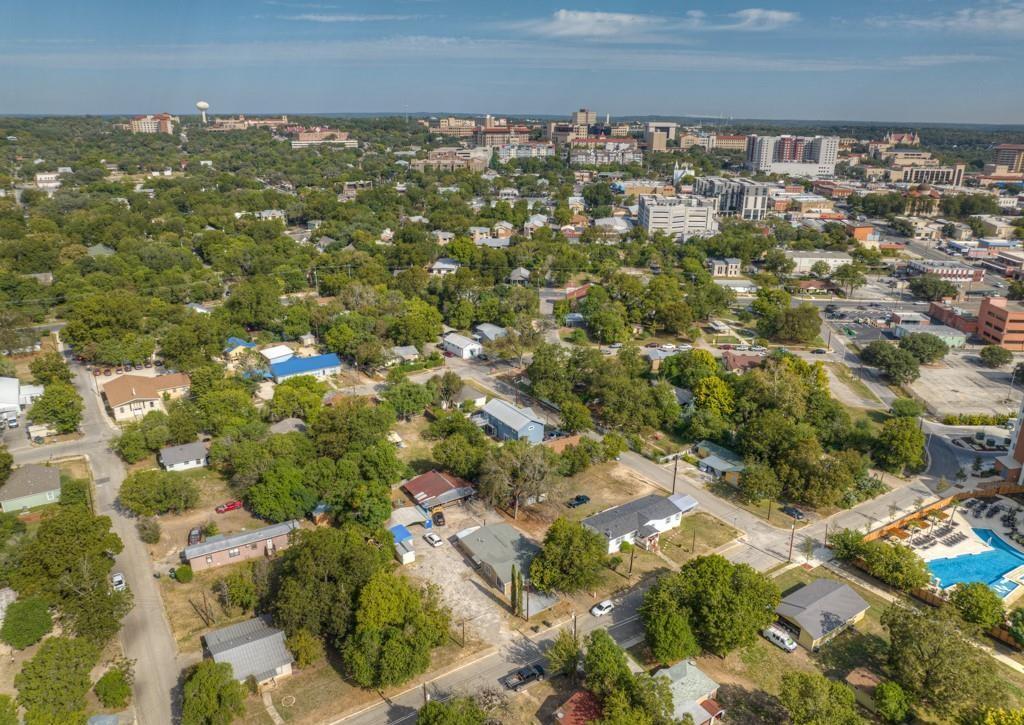 512 Valley St, San Marcos, TX 78666