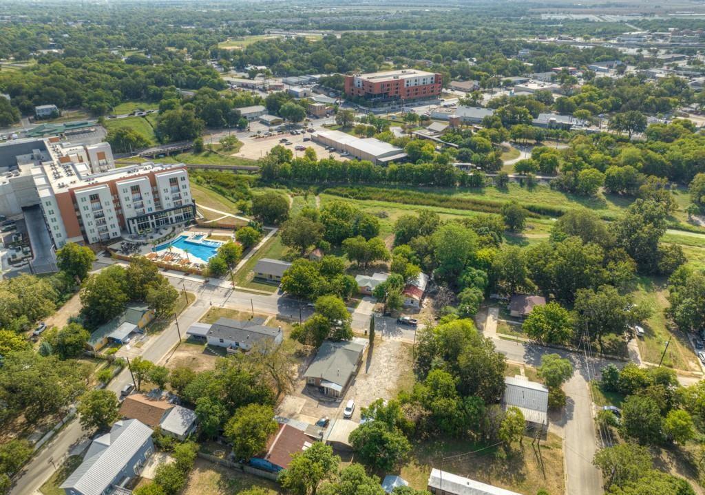 512 Valley St, San Marcos, TX 78666