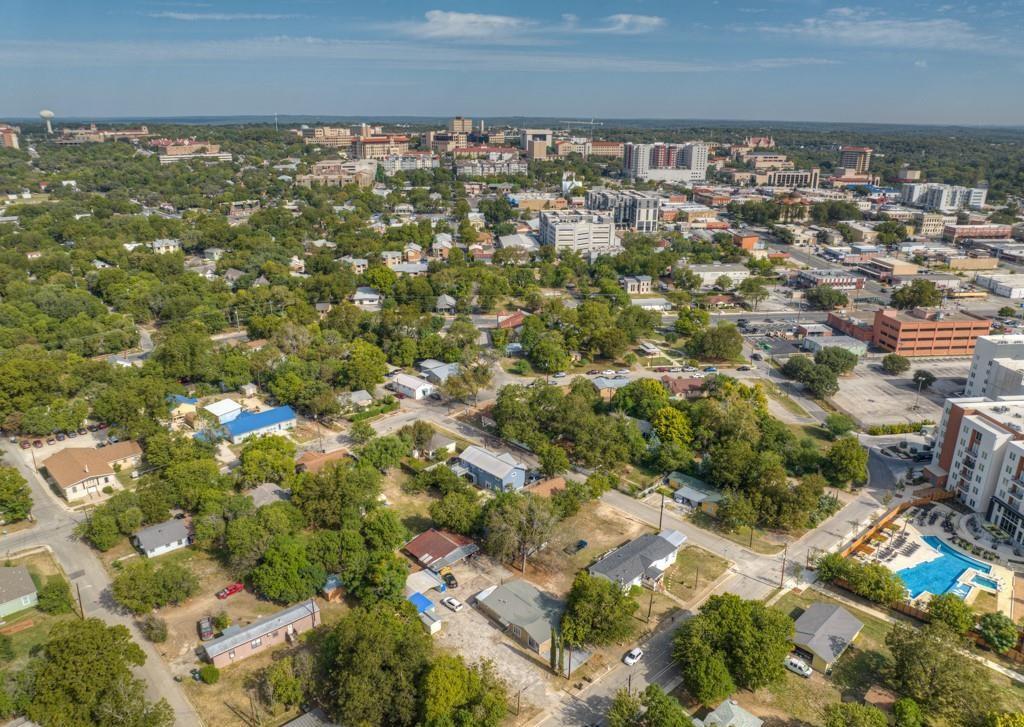 512 Valley St, San Marcos, TX 78666