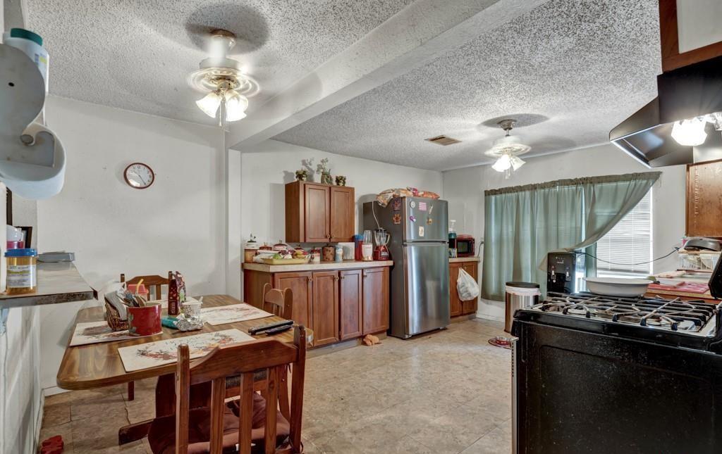 512 Valley St, San Marcos, TX 78666