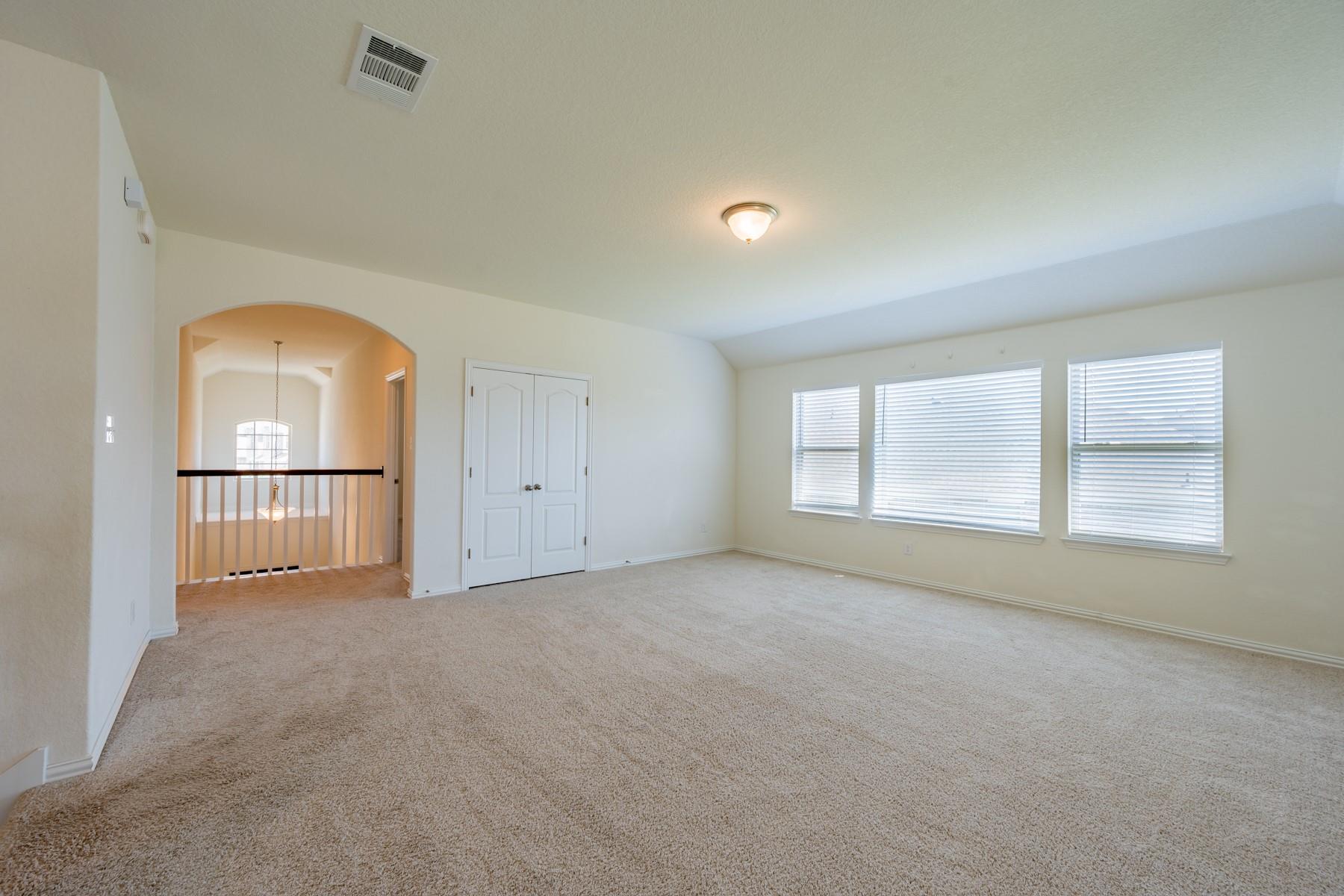 2029 Hawkes Cv, Leander, TX 78641