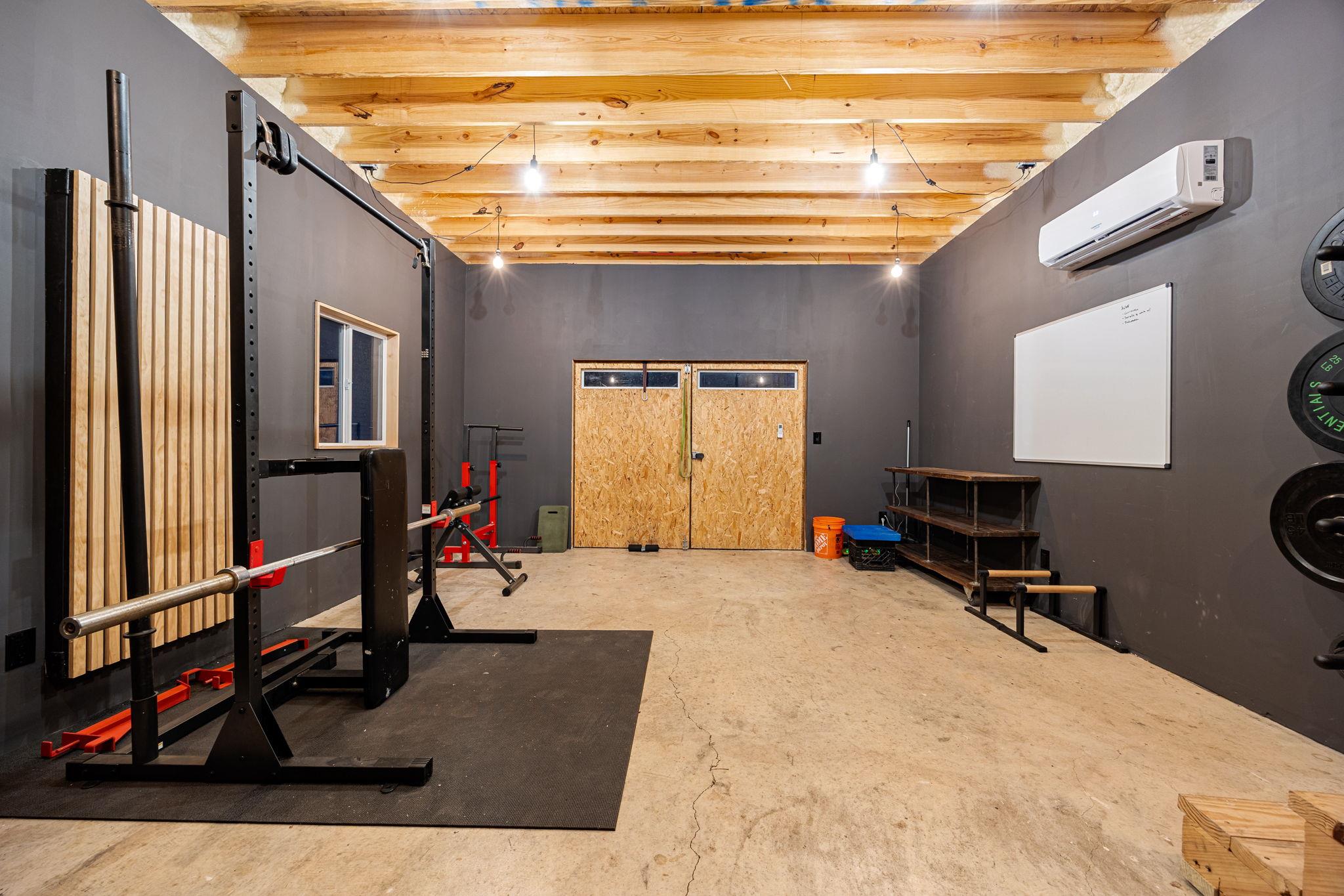 218 S Rio Grande St, Lockhart, TX 78644